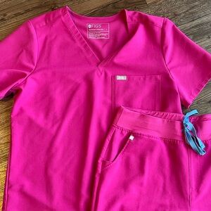 Figs - Raspberry Sorbet Catarina - One-Pocket Scrub Top - Size Large